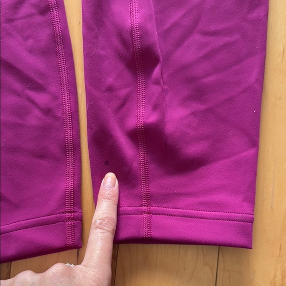 Lululemon InStill High-Rise Tight 25" size 8 magenta leggings - Picture 11 of 12